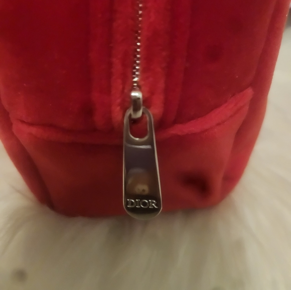 AUTHENTIC DIOR POUCH - Picture 3 of 4